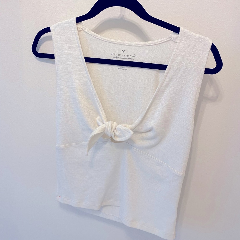 American eagle white crop